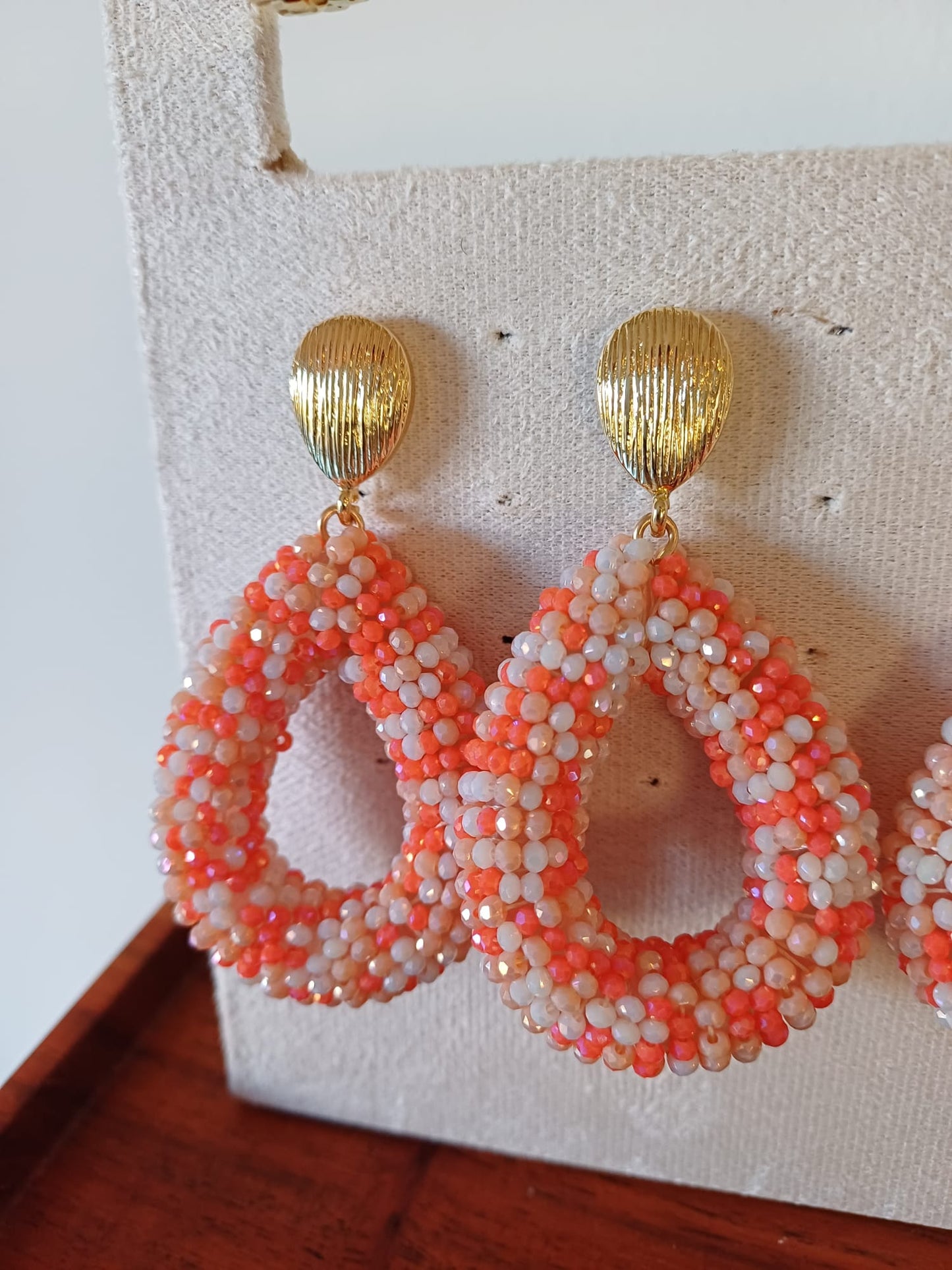 Earrings orange dip