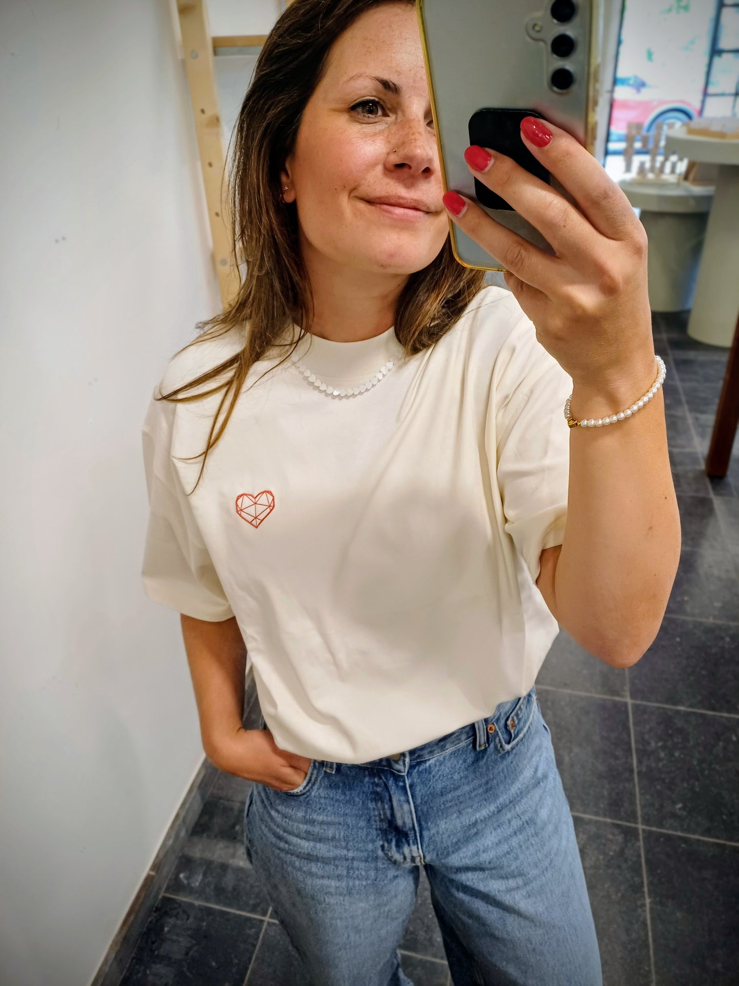 Oversized t-shirt cream heart