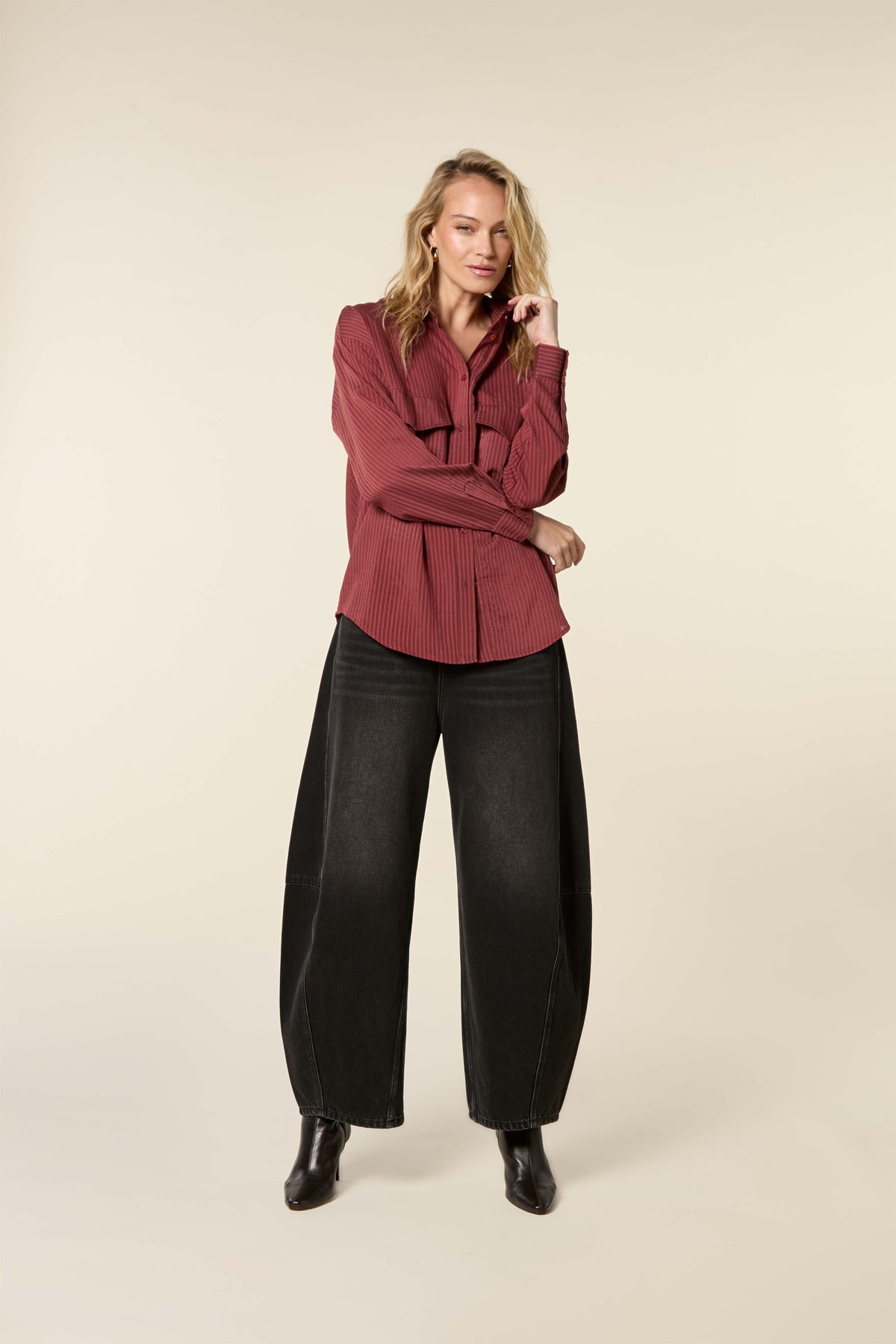 Jules - Wide Balloon Jeans With Low Crotch