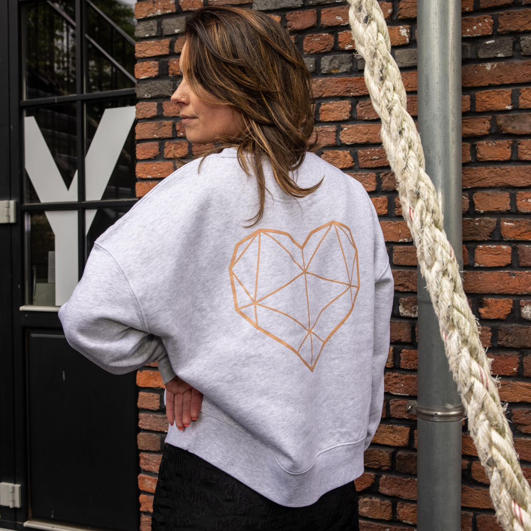 Sweater BIG HEART cool grey