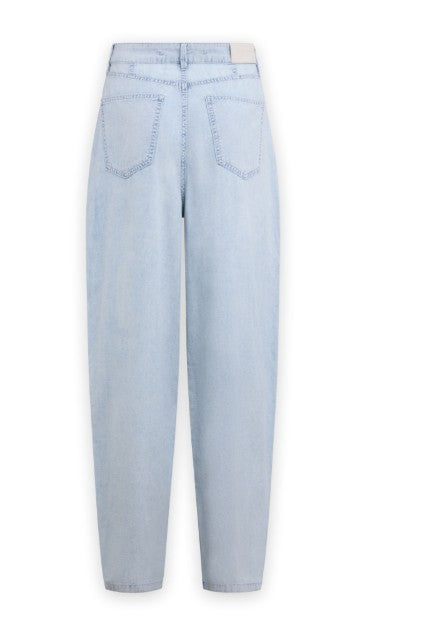 Flowy Barrel Jeans