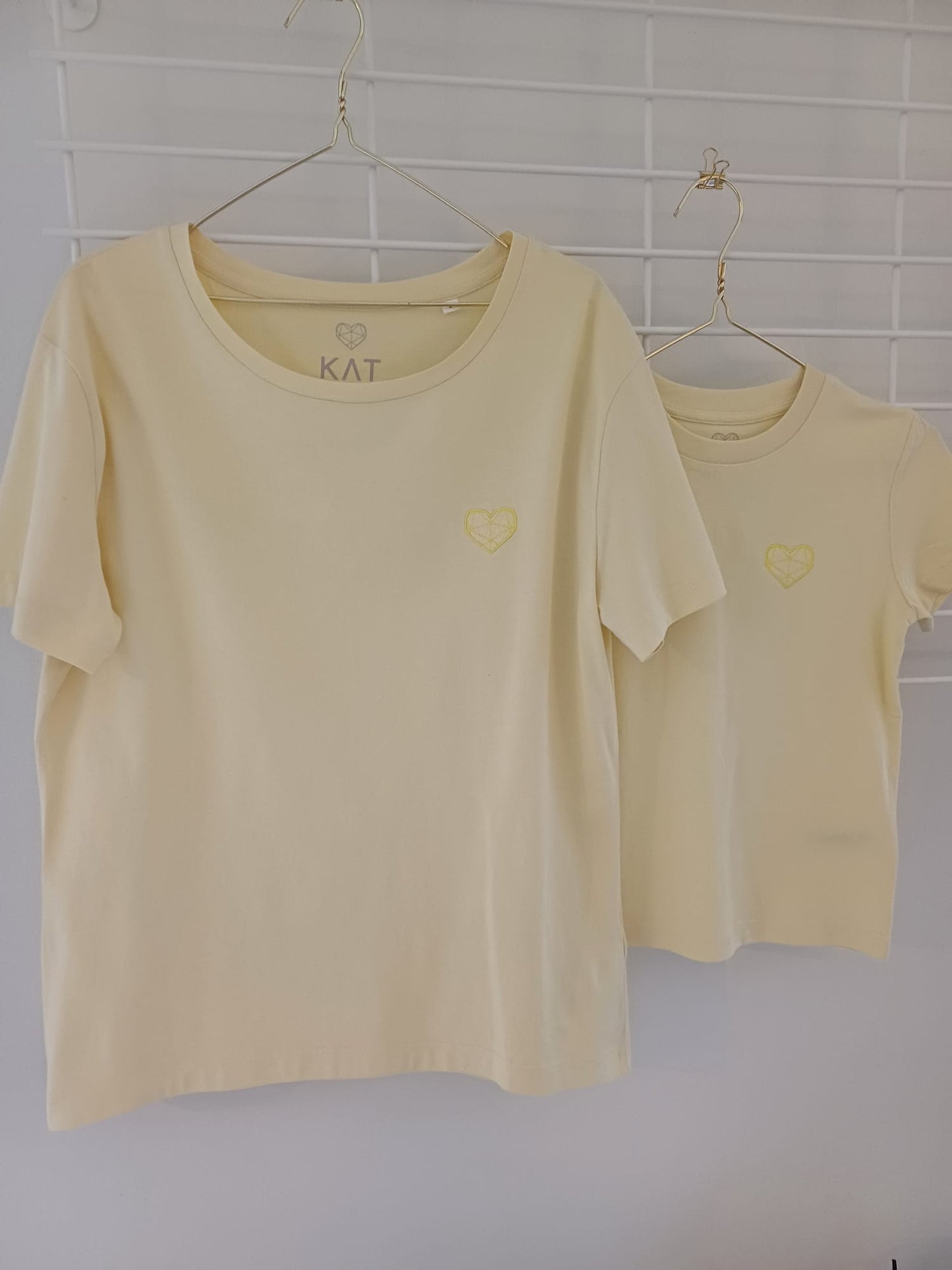 T-shirt KAT light yellow