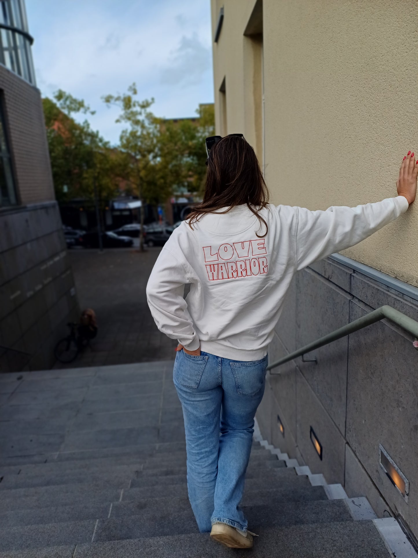 Sweater LOVE WARRIOR off white