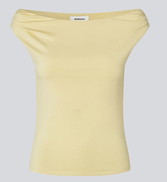 HimaMD off-shoulder top