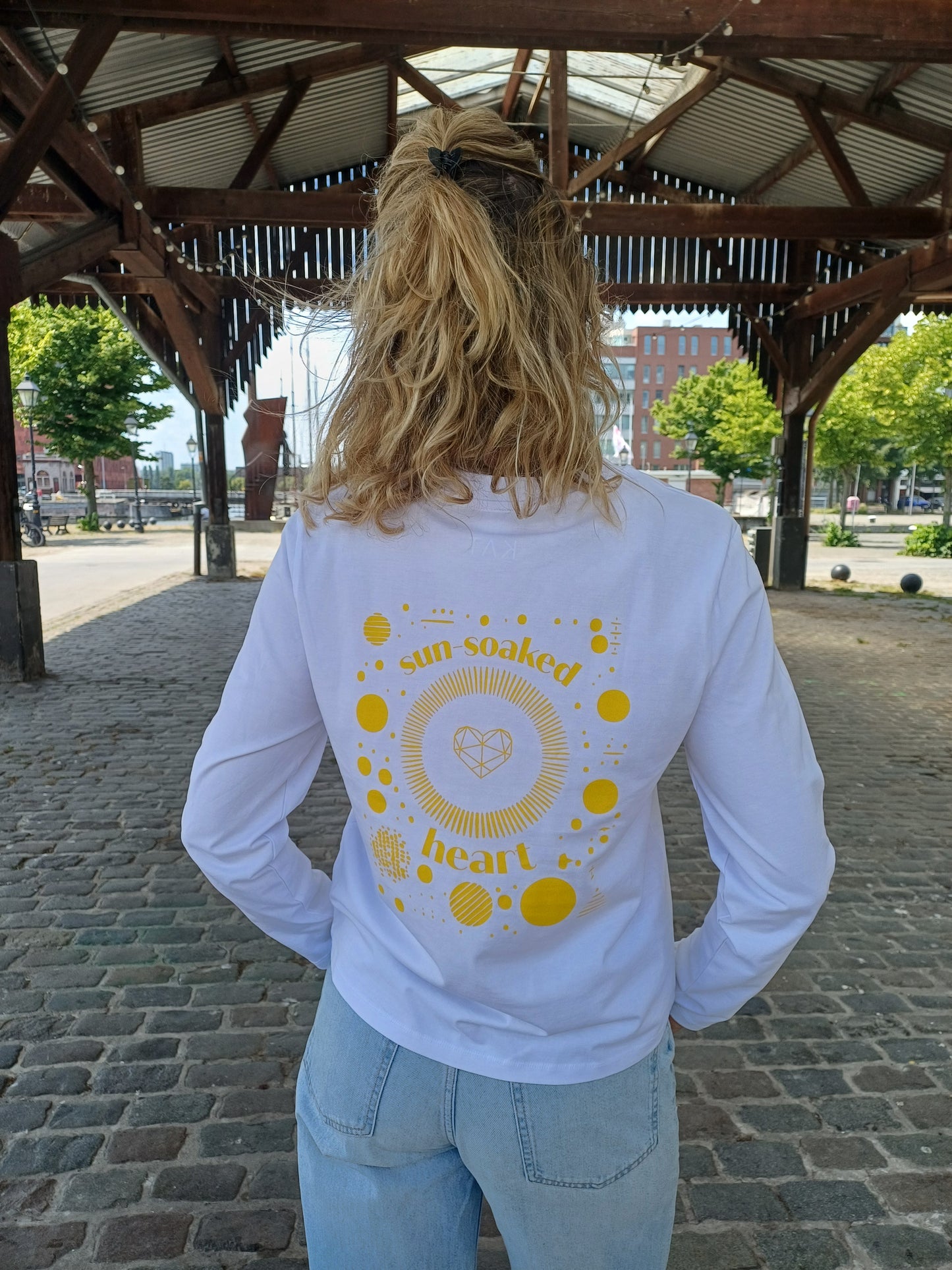 Longsleeve t-shirt "Sun-soaked heart"